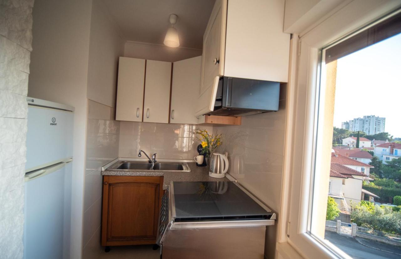 Art Apartment Sole Pula Exterior photo