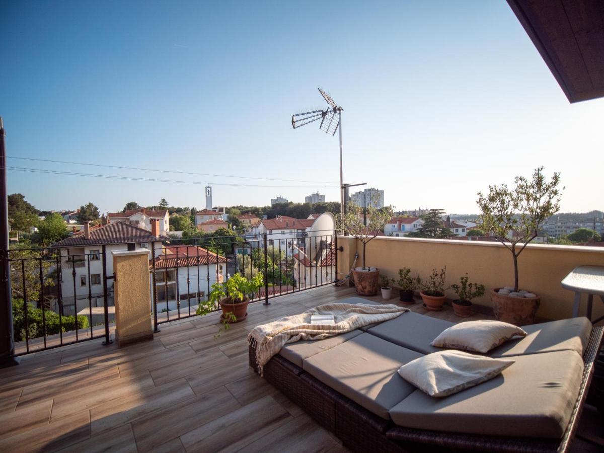 Art Apartment Sole Pula Exterior photo