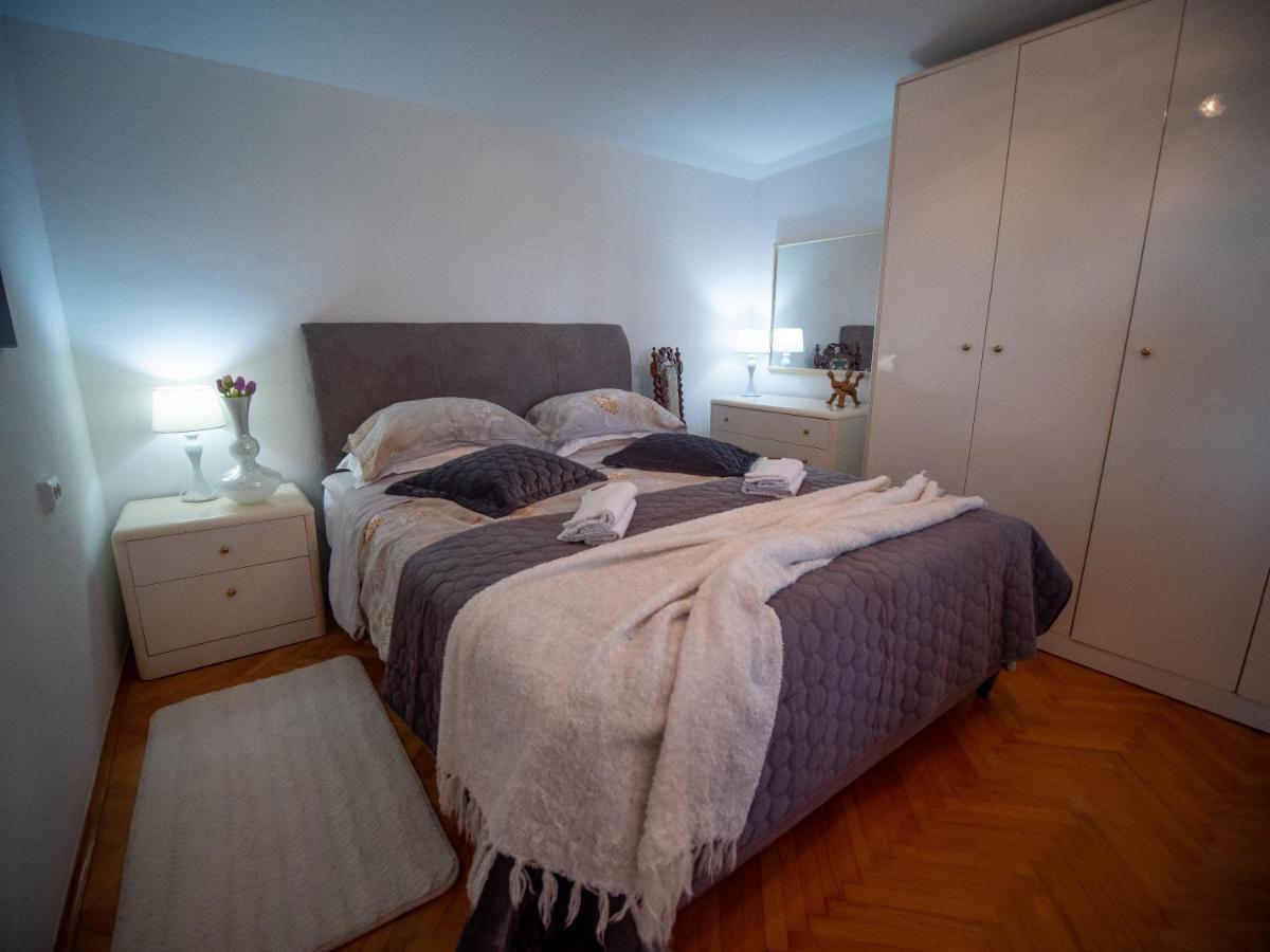Art Apartment Sole Pula Exterior photo