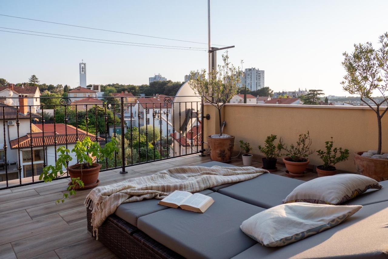 Art Apartment Sole Pula Exterior photo